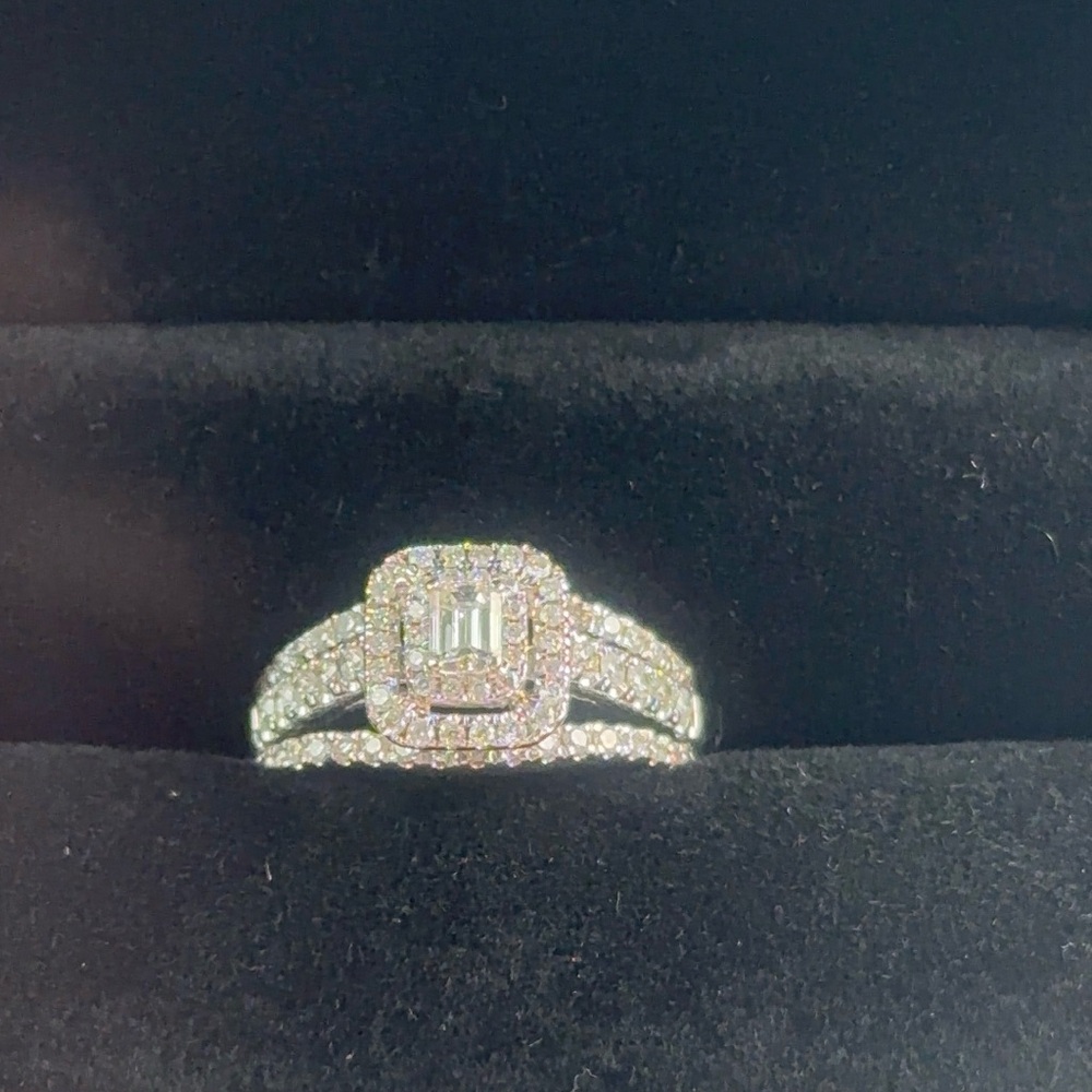 Elegant Silver Women's Ring
